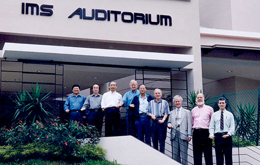 From left - SUN Yeneng, Louis CHEN, CHONG Chi Tat, Hans FÖLLMER, LUI Pao Chuen, Avner FRIEDMAN, Keith MOFFATT, David SIEGMUND, Roger HOWE At IMS on 2003.